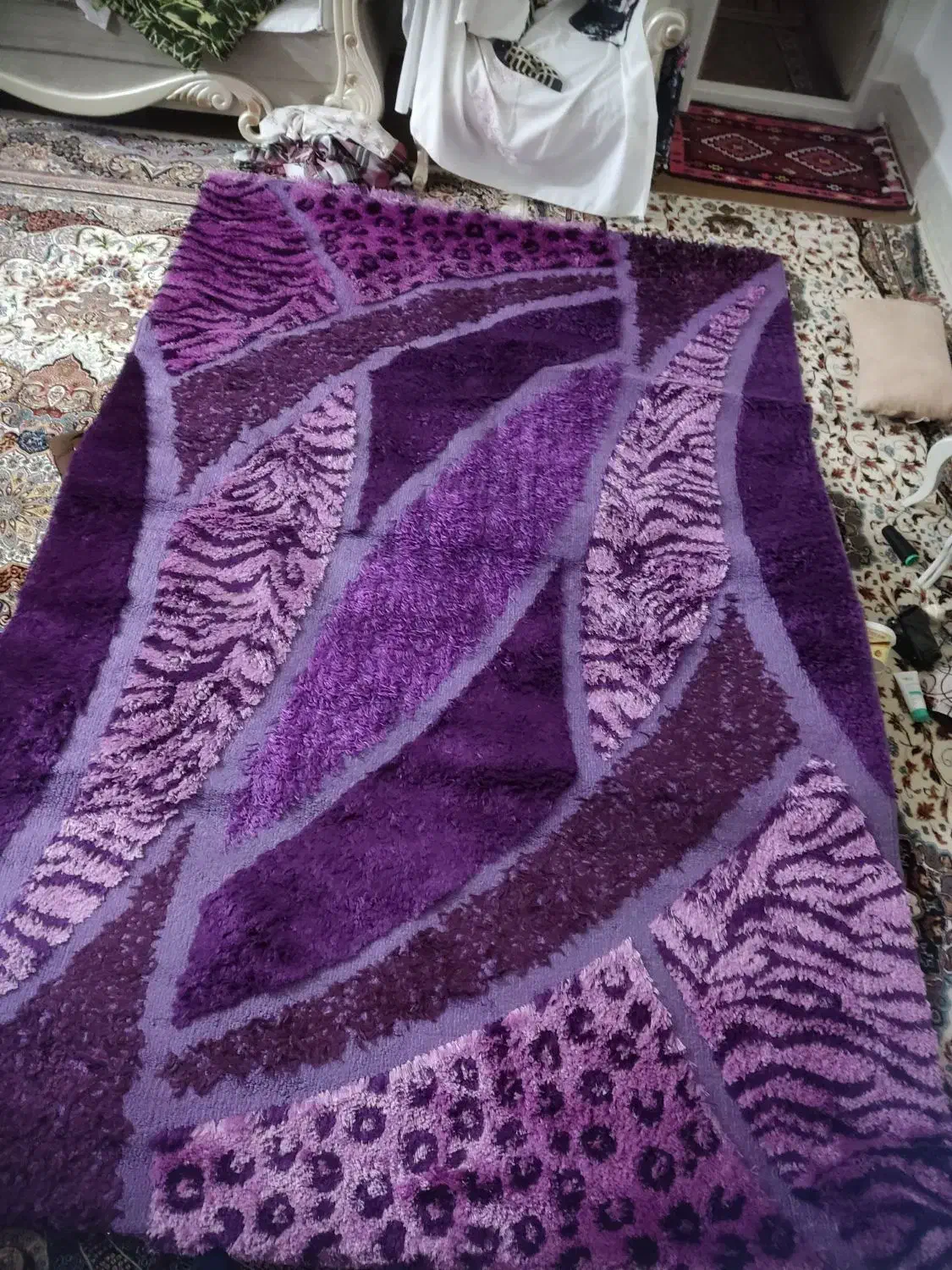 فرش اتاق خواب نرم کاملا سالم|فرش|مراغه, |دیوار