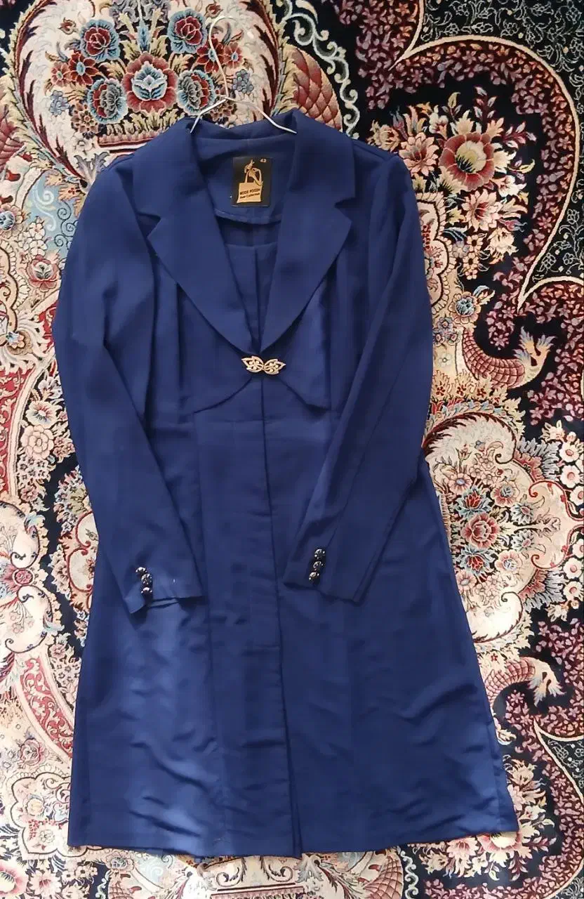 مانتو|لباس|اندیشه, شهرک کوثر|دیوار