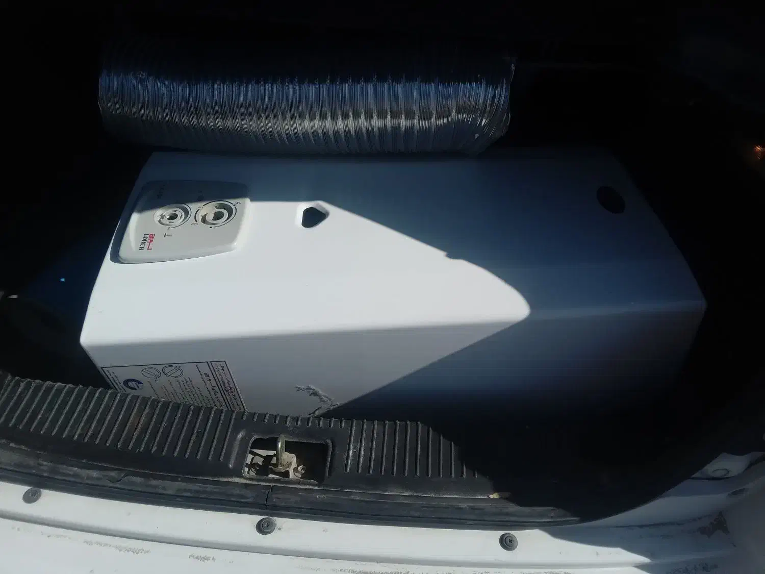 ابگرمکن لورچ دیواری|آبگرمکن، پکیج، شوفاژ|بیرجند, |دیوار