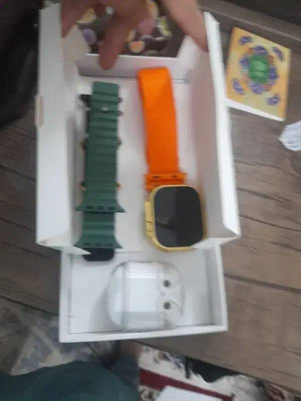 ساعت هوشمند نو فقت یک پارگی ریزی داره|ساعت|سبزوار, قائم|دیوار