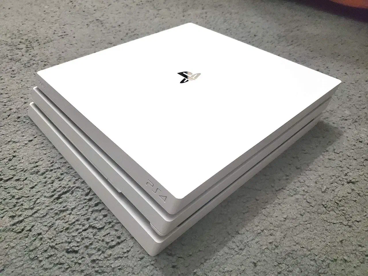 PS4 Pro 1TB کپی خور دو دسته|کنسول، بازی ویدئویی و آنلاین|تاکستان, |دیوار