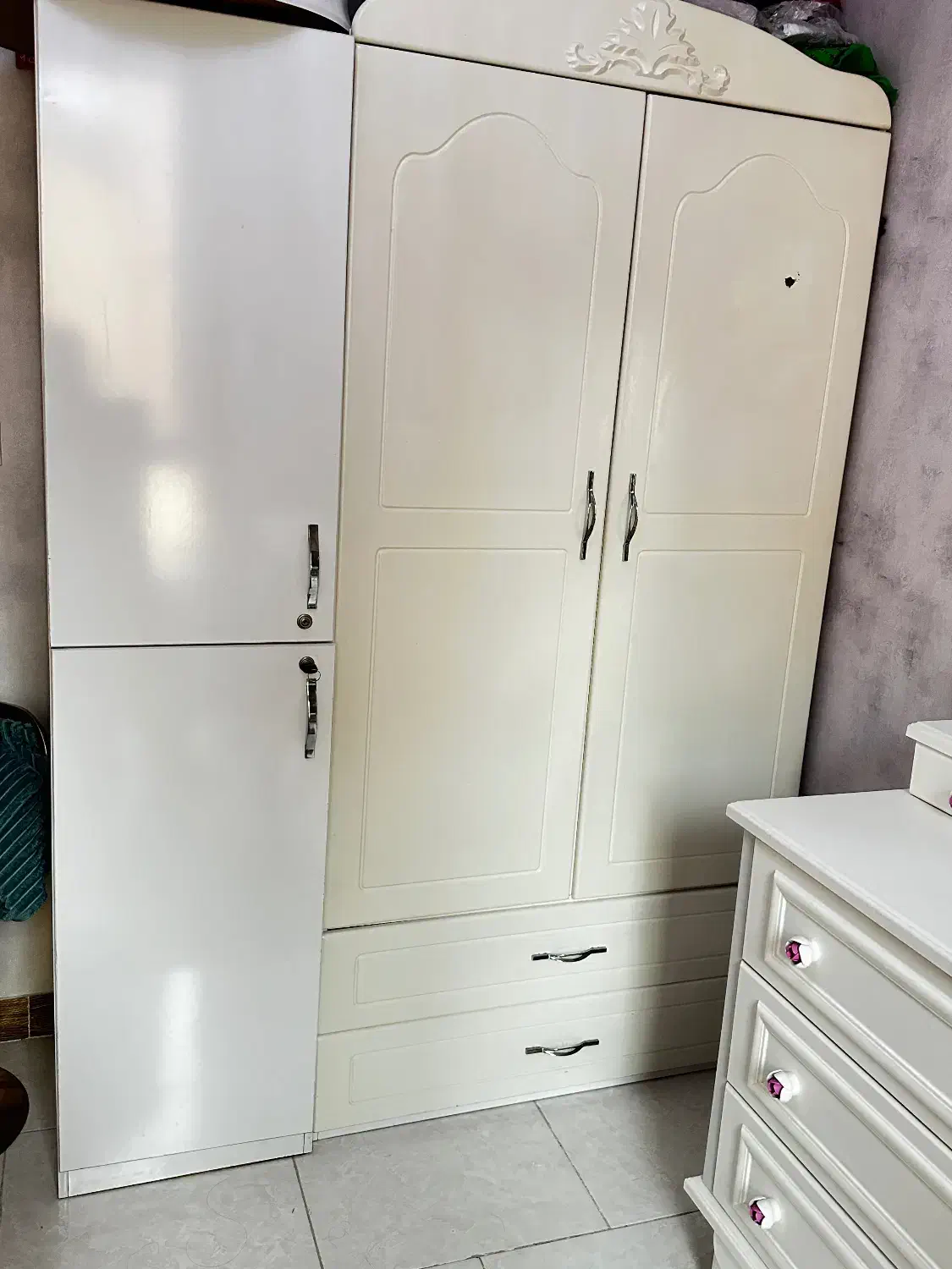 تخت و کمد|تخت و صندلی بچه|گرگان, |دیوار