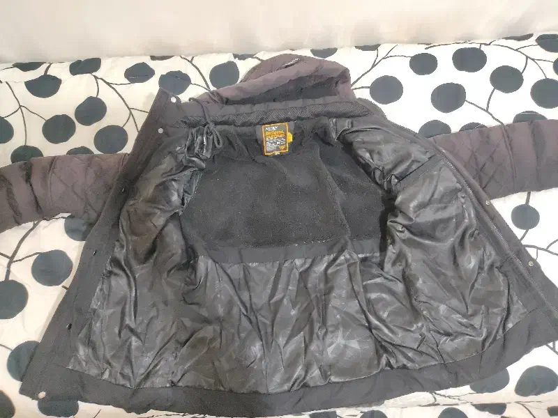 کاپشن مردانه|لباس|شاهین‌شهر, حافظ شمالی|دیوار