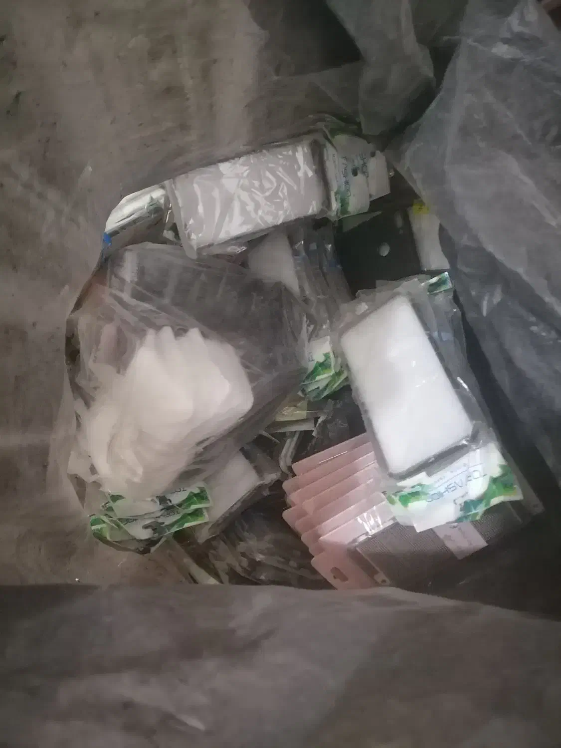 قاب گوشی قدیمی (درحدنو)|لوازم جانبی موبایل و تبلت|بومهن, |دیوار