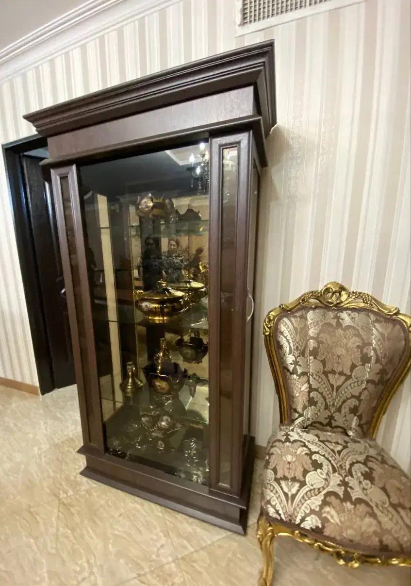 ویترین شیک ...بسیار نو و تمیز|بوفه، ویترین، کنسول|فردیس, خیام غربی|دیوار