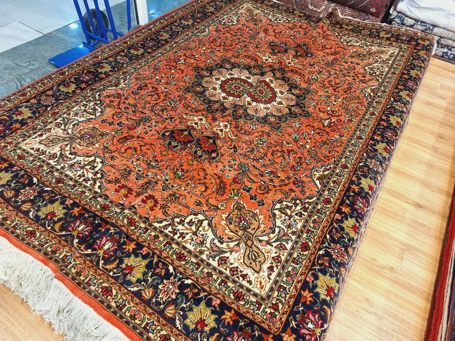 جفت ۶متری دستباف نقشه اصفهان|فرش|تهران, اکباتان|دیوار