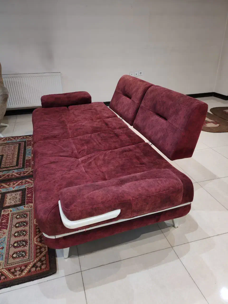 مبل سه نفره با یک عدد تخت شو|مبلمان خانگی و میز عسلی|کرج, فاز ۴ مهرشهر|دیوار