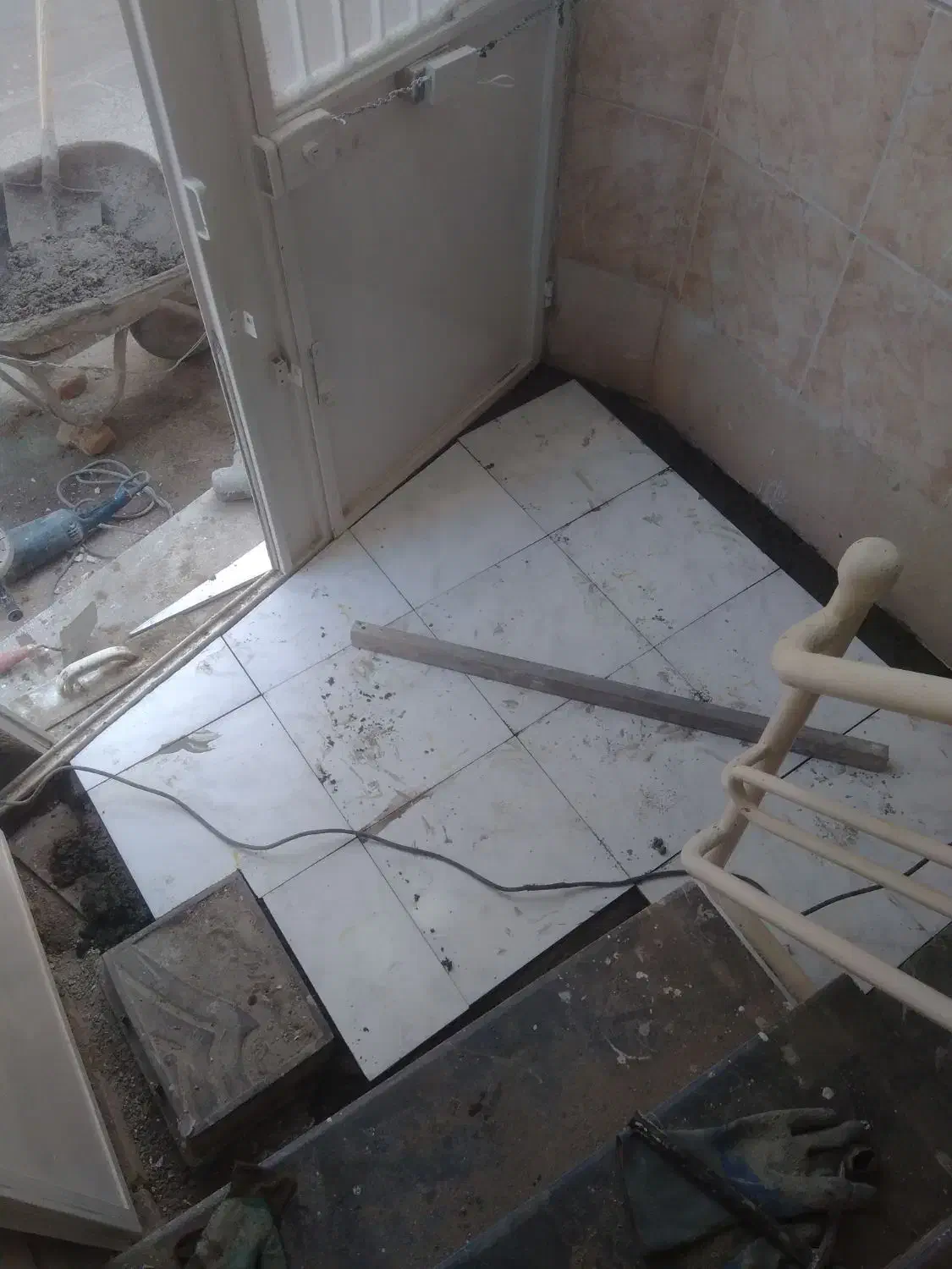 بنایی تخریب و بازسازی|خدمات پیشه و مهارت|عطاملک, |دیوار