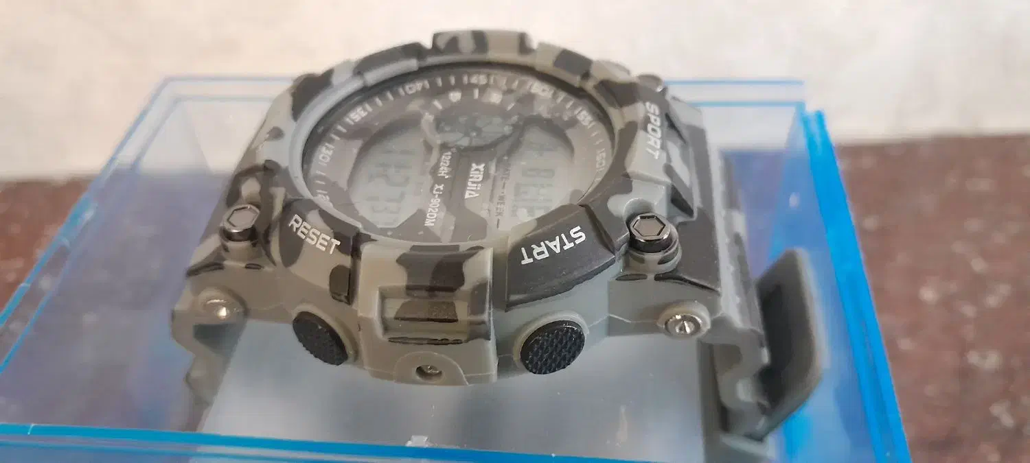 ساعت مچی اسپورت واچ|ساعت|شیراز, بعثت|دیوار