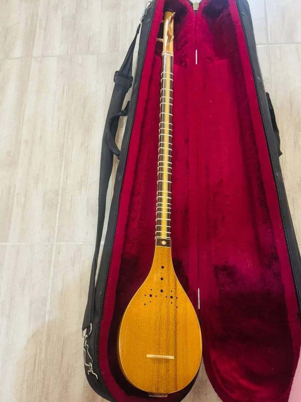 سه‌تار|سازهای سنتی|بوکان, |دیوار