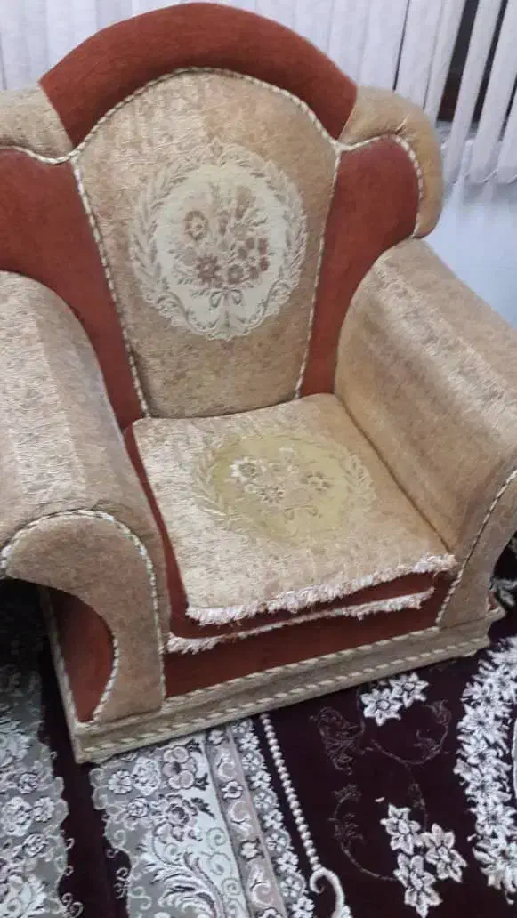 مبل ۷ نفره|مبلمان خانگی و میز عسلی|رشت, یخسازی|دیوار