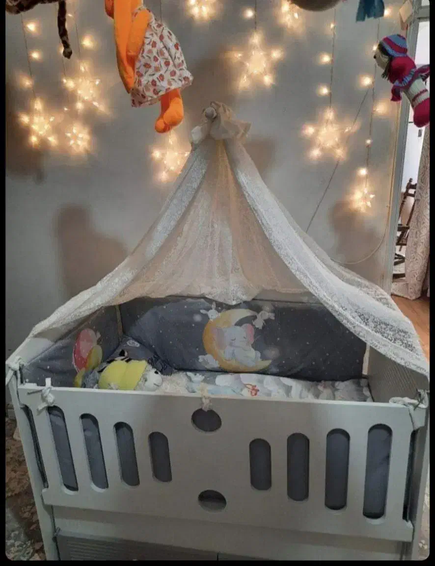 تخت و کمد نوزادی|اسباب و اثاث بچه|ماهدشت, |دیوار