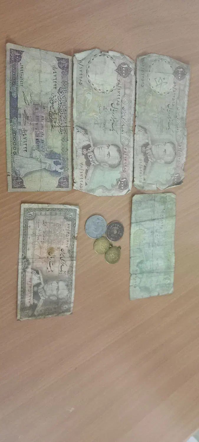 قدیمی|کلکسیون سکه، تمبر، اسکناس|اردبیل, |دیوار