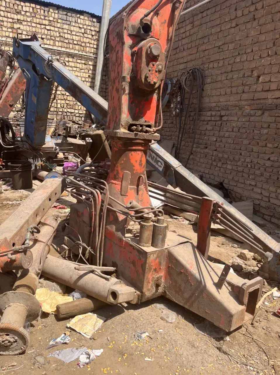 جرثقیل ۳ تن|ماشین‌آلات صنعتی|قم, نخودی|دیوار