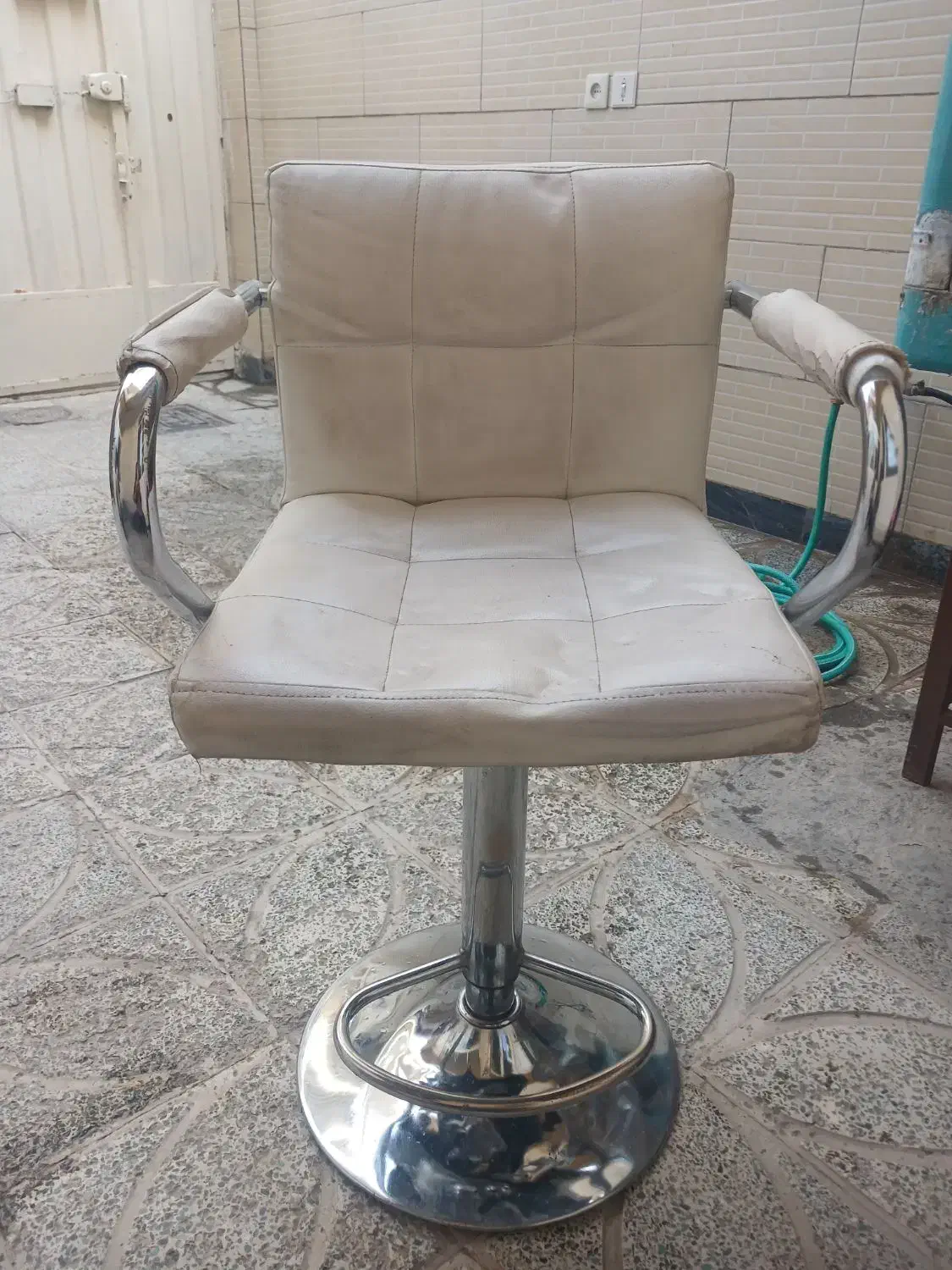 صندلی|صندلی و نیمکت|خمینی‌شهر, |دیوار