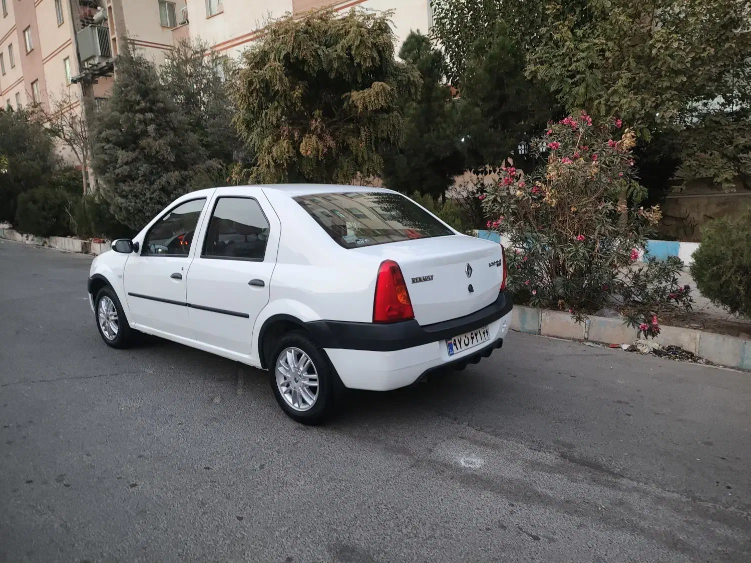 تندر 90 مدل 96|خودرو سواری و وانت|پرند, فاز ۵|دیوار