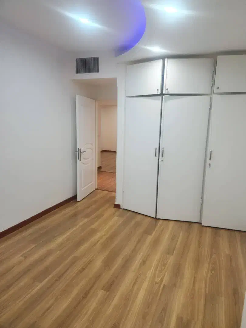 بلوار فردوس ۱۴۵متر/۳خواب/فول امکانات