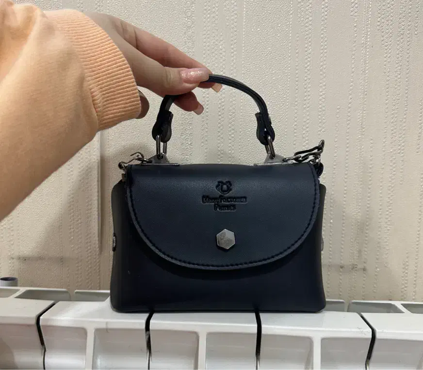 کیف|کیف، کفش، کمربند|سقز, |دیوار