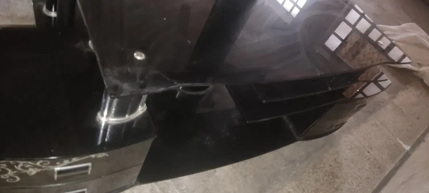 ۲عدد زیر تلویزیونی شیشه ای|میز تلویزیون|بهبهان, |دیوار