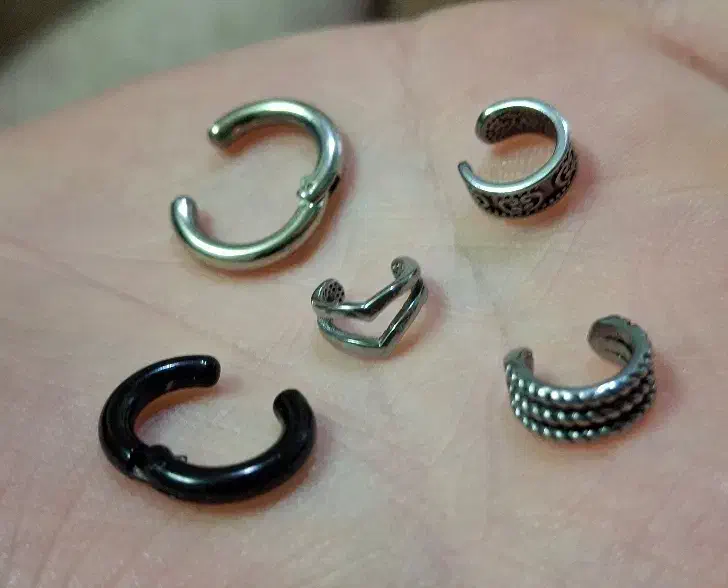 گوشواره فیک . ایرکاف اسپرت . استیل|بدلیجات|لاهیجان, شیشه گران|دیوار