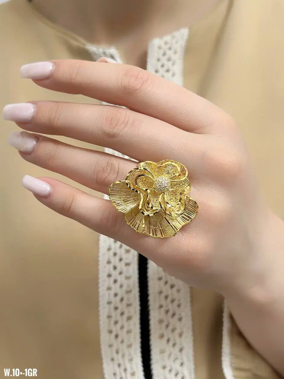 انگشتر تمام نقره روکش طلا مدل گل کادوی خاص روزمادر|بدلیجات|تبریز, |دیوار