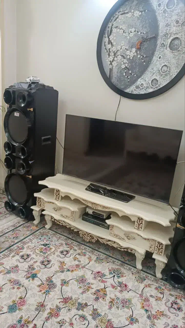 مبلمان هفت نفره استیل به همراه جلو مبلی و میر عسلی|مبلمان خانگی و میز عسلی|تهران, شهرک ولیعصر جنوبی|دیوار