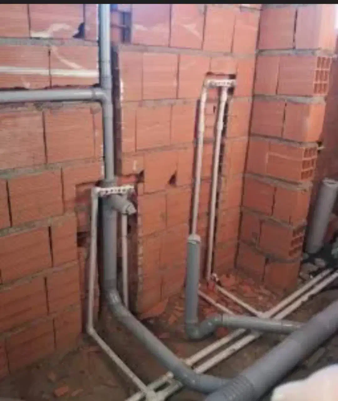 لوله کشی آب و فاضلاب رفع نم وخورد کاری ساختمون|خدمات پیشه و مهارت|ساوه, |دیوار