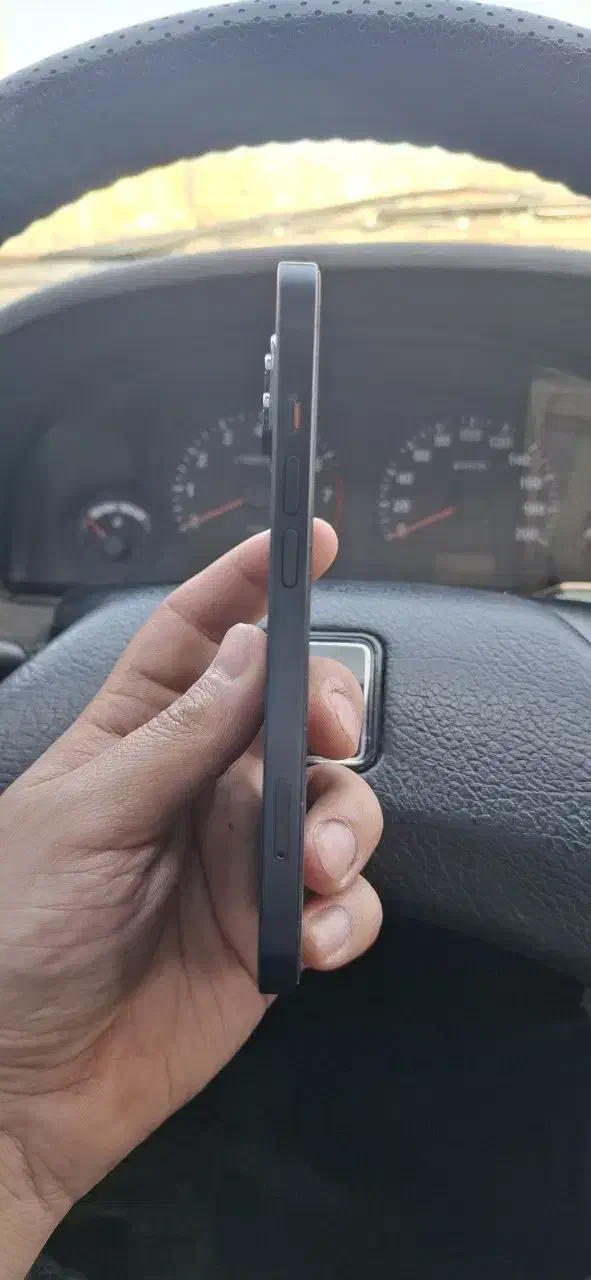 Iphone 13normal (ch 128)|موبایل|بیرجند, |دیوار