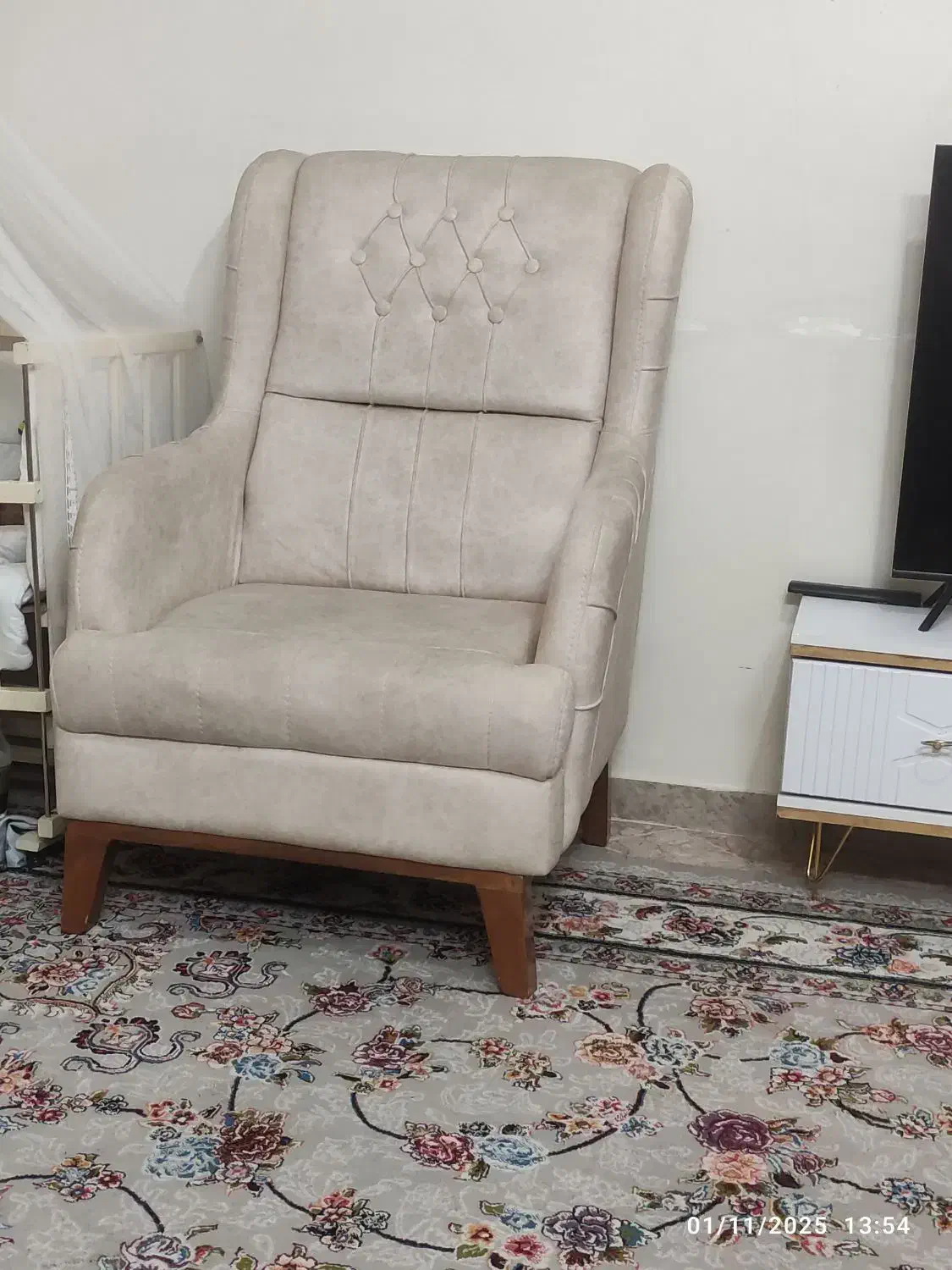 مبل 7نفر|مبلمان خانگی و میز عسلی|بومهن, |دیوار