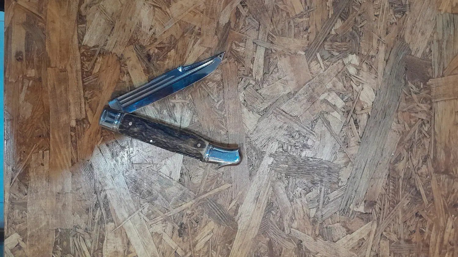 چاقو محمد ندرلو سفارشی|کلکسیون اشیاء عتیقه|ازنا, |دیوار