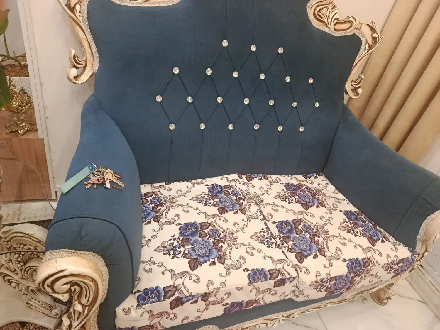 مبل بسیارسالم وتمیز|مبلمان خانگی و میز عسلی|سنقر, |دیوار