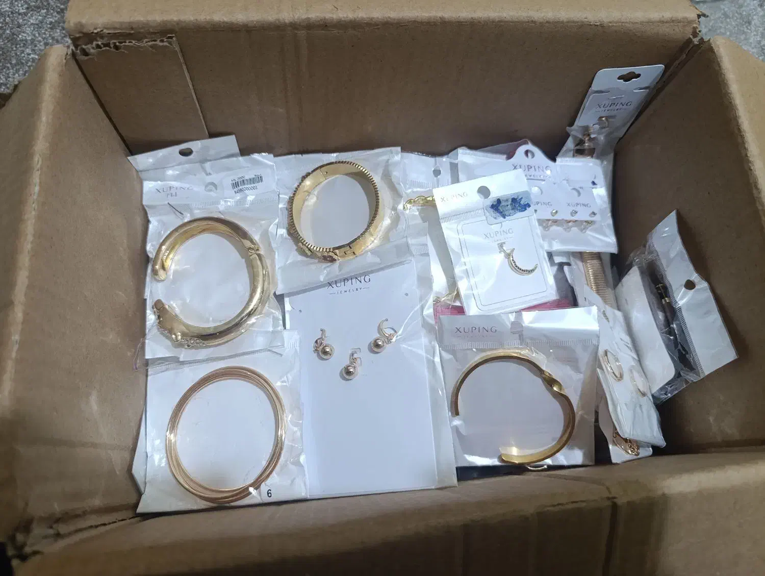 ۲ کیلو اکسسوری ژوپینگ و استیل|بدلیجات|تهران, لویزان|دیوار