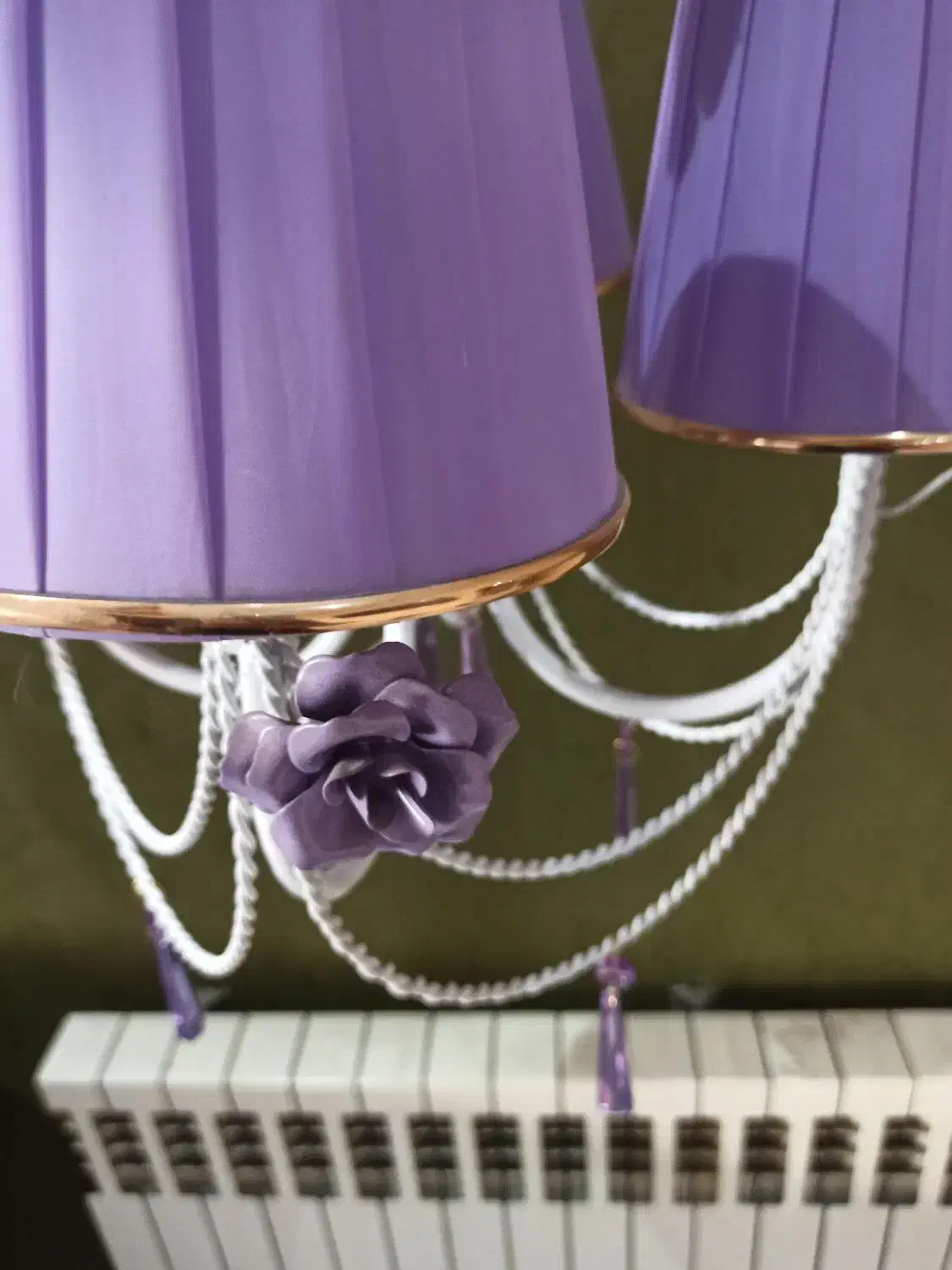 لوستر|لوستر و چراغ آویز|قدس, شهر‌قدس|دیوار