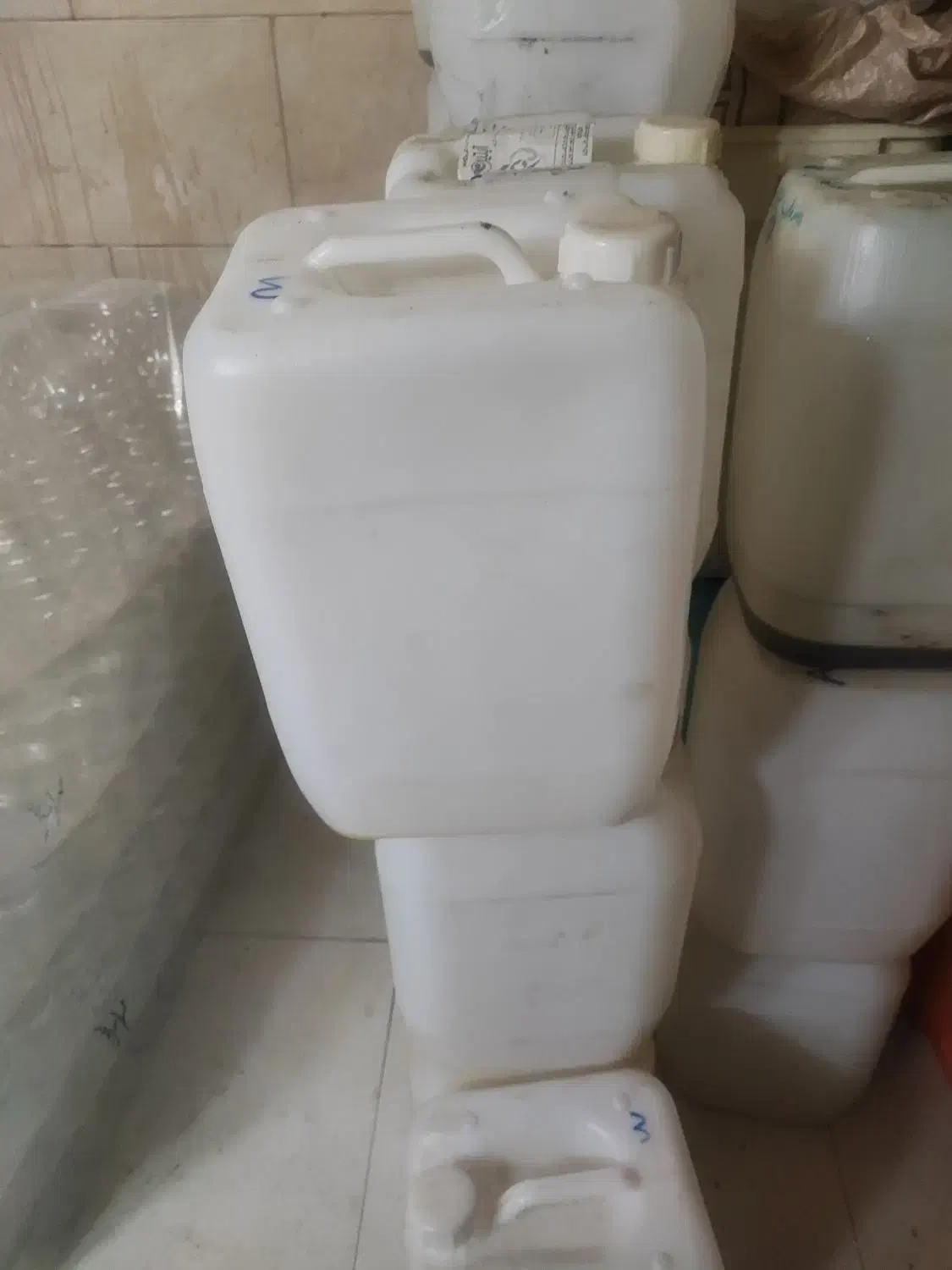 دبه خالی 20لیتری|ظروف نگهدارنده، پلاستیکی، یک‌بارمصرف|قوچان, |دیوار