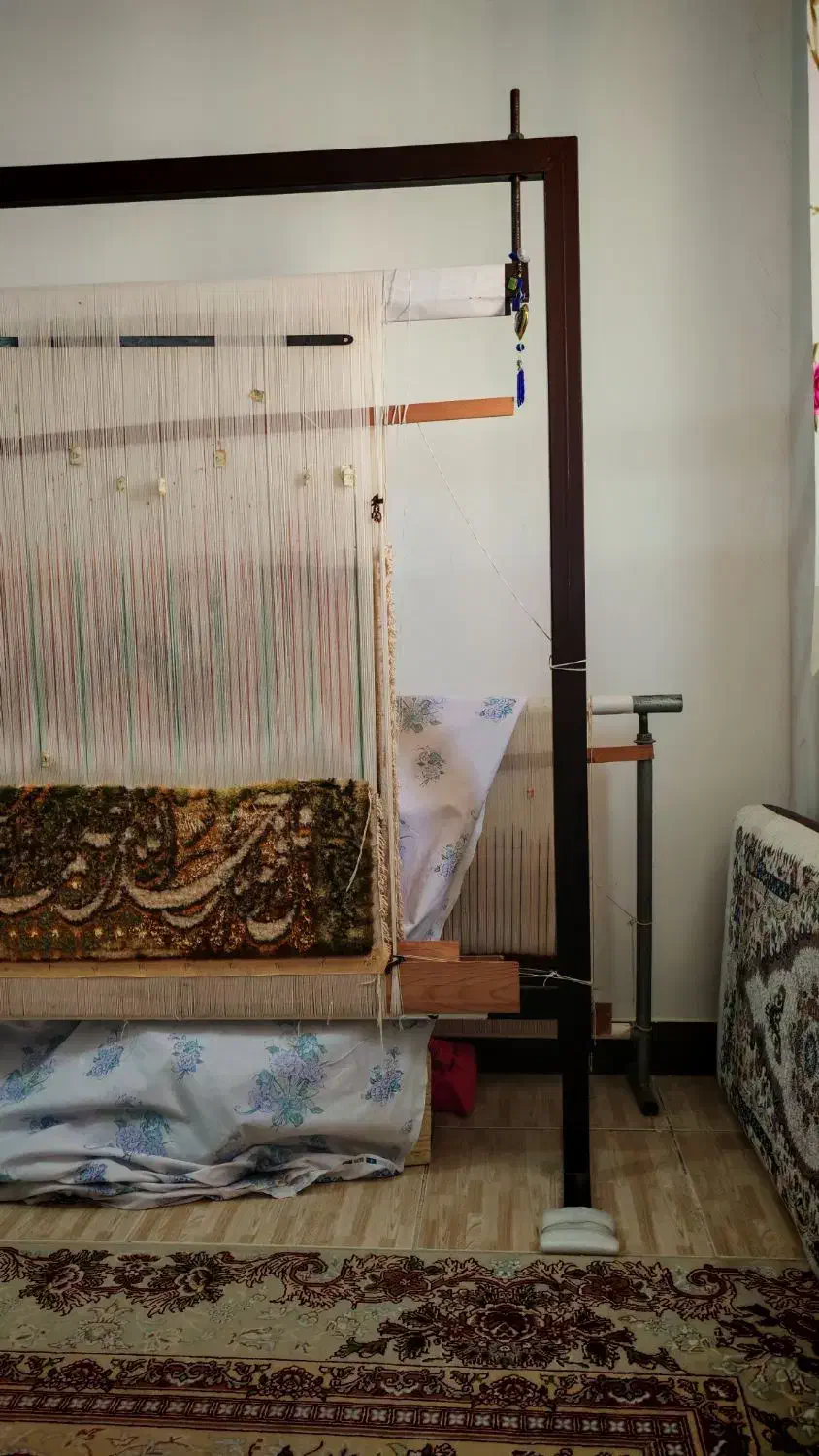 فروش دار قالی با نقشه|ابزارآلات|رشت, چمارسرا|دیوار