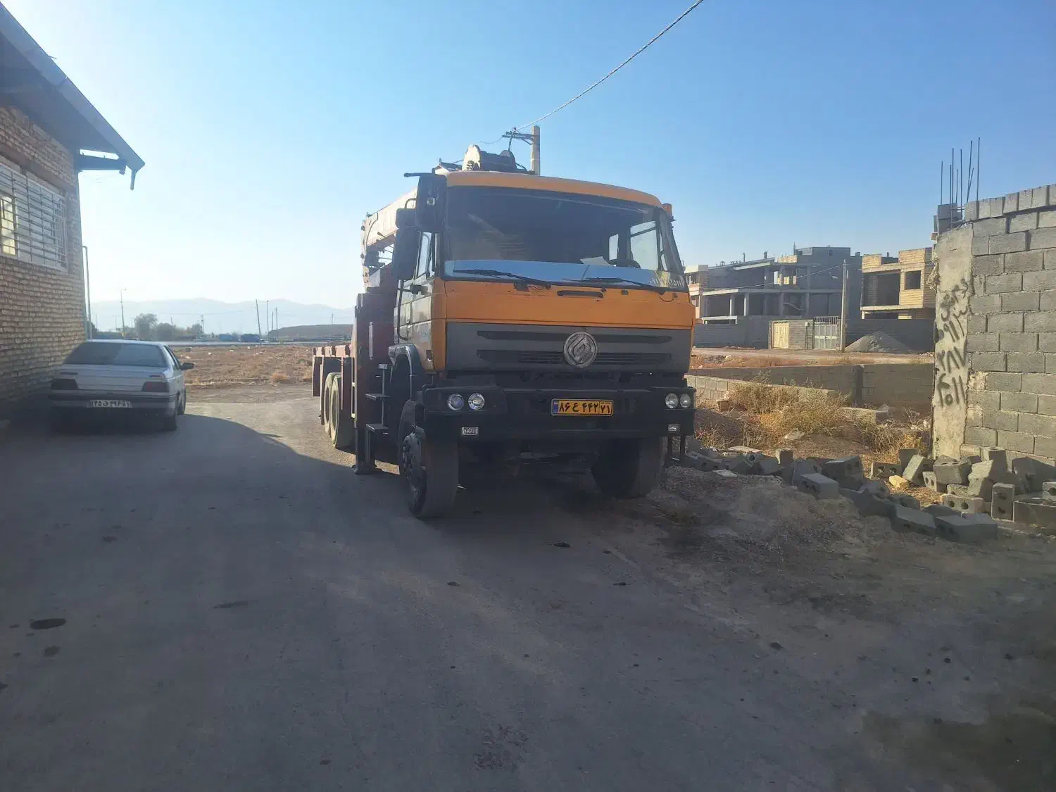 جرثقیل کفی ۱۰ تن مدل ۱۳۸۴|خودرو سنگین|مبارکه, |دیوار