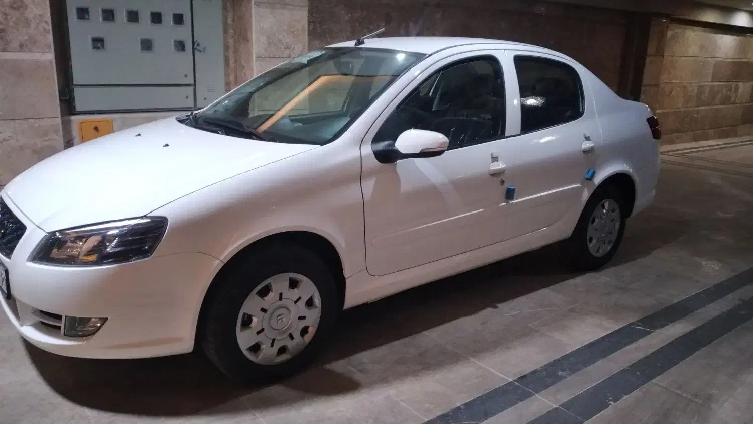 رانا پلاس مدل ۱۴۰۴|خودرو سواری و وانت|ساری, |دیوار