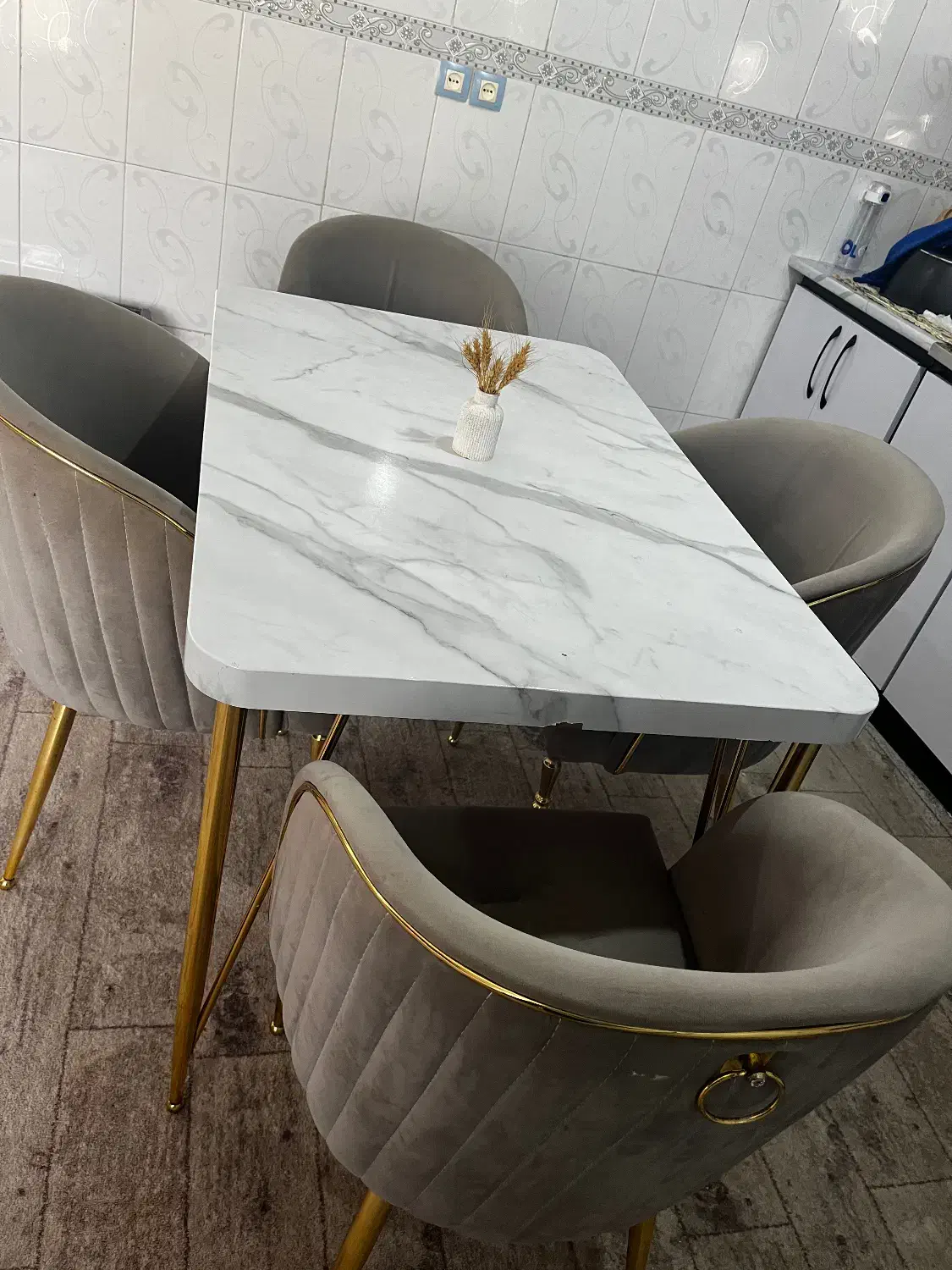 میزغذا خوری|میز و صندلی غذاخوری|گتوند, |دیوار