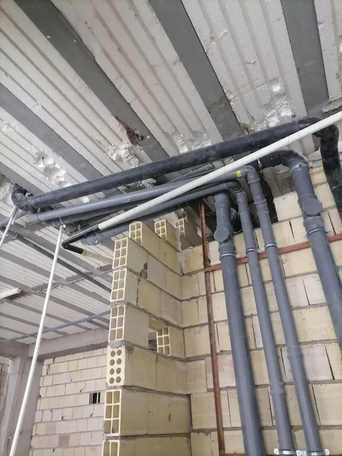 لوله کشی آب و فاضلاب برق کشی ساختمان نشب یابی|خدمات پیشه و مهارت|شاهرود, |دیوار