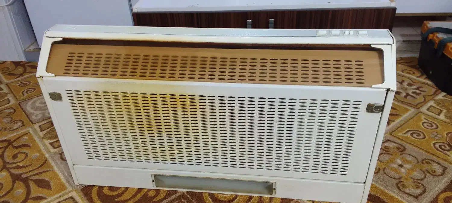 ۱عدد هود زیر کابینتی به همراه کابینت های گلاس|هود|ملارد, |دیوار