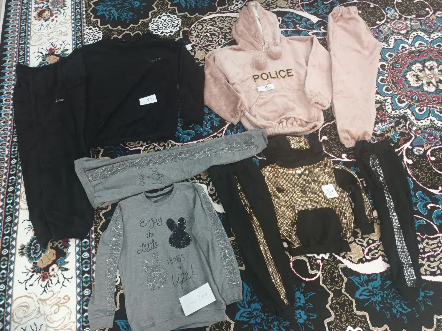 لباس زنانه متنوع|لباس|حمیدیا, |دیوار