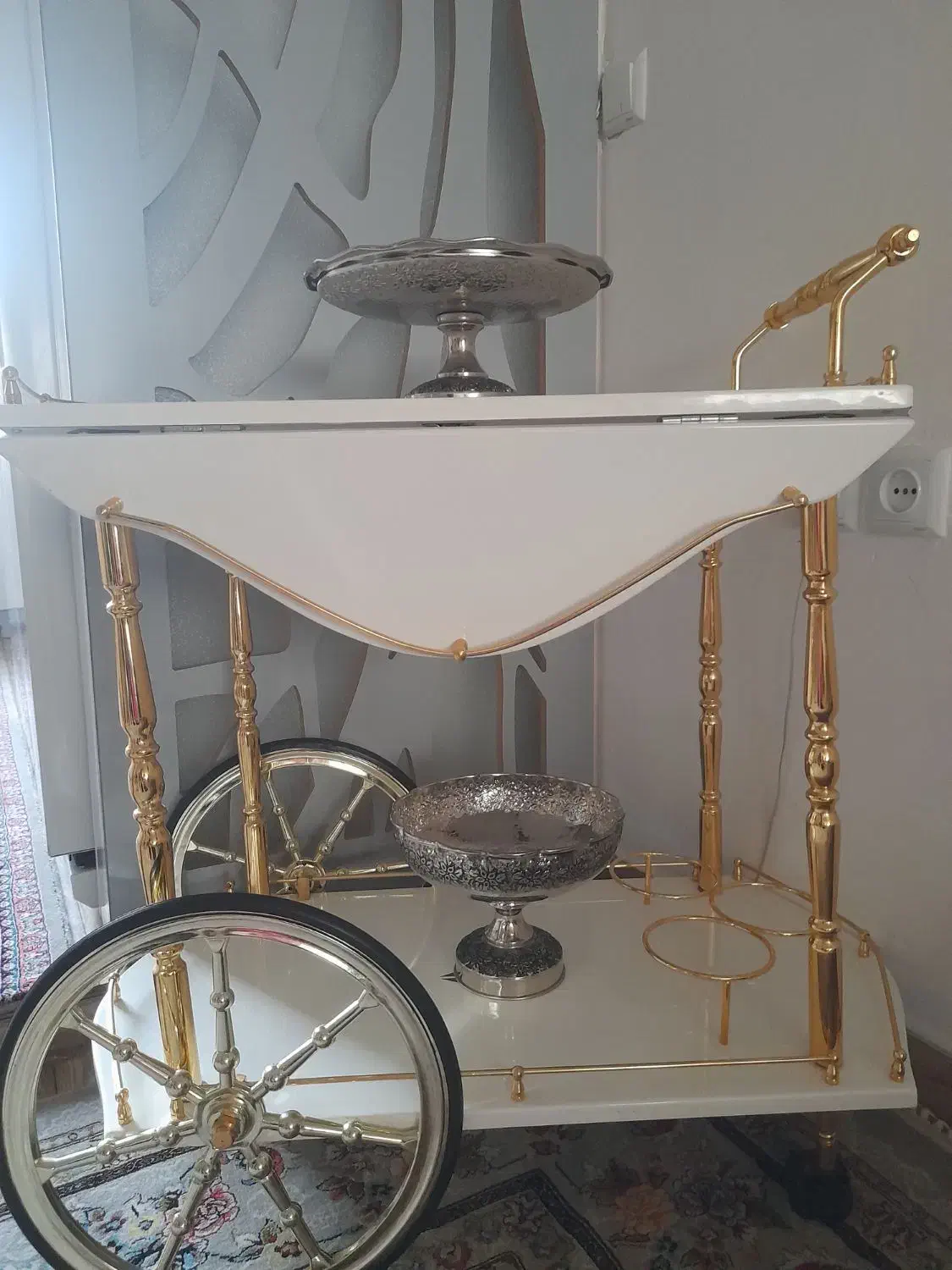 میز بار ومیزتیوی وساعت|بوفه، ویترین، کنسول|اراک, |دیوار