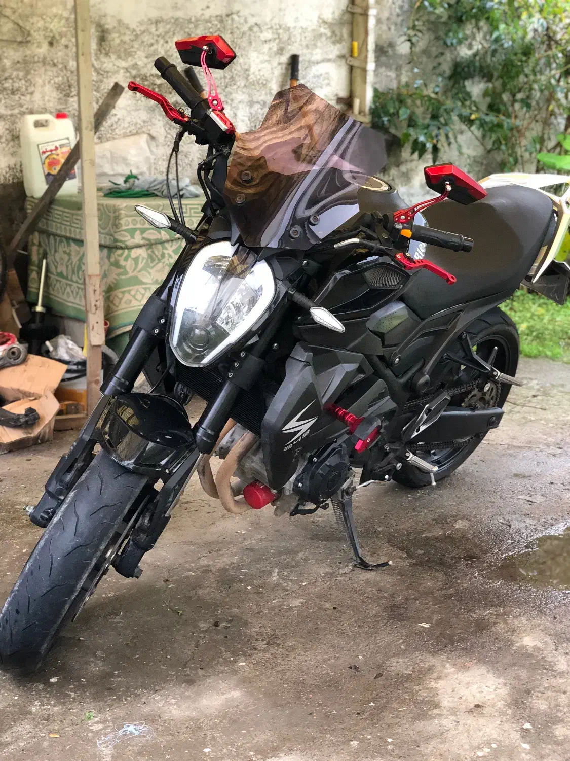 موتور|موتورسیکلت|آستارا, |دیوار