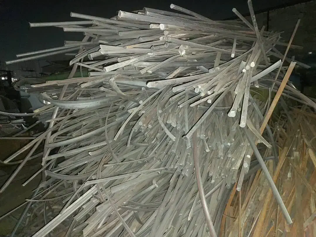 کارگر ساده جهت کار در زمینه آهن فروشی|استخدام معماری، عمران و ساختمانی|شهریار, شهرک بهاران (ویره)|دیوار