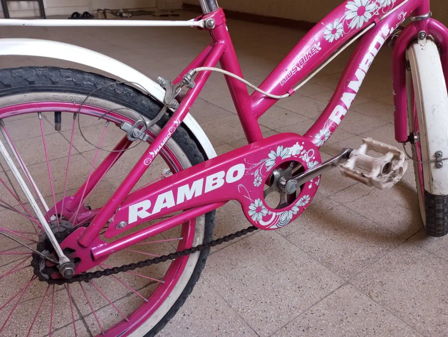 دوچرخه دخترانه رمبو سایز ۲۰|دوچرخه، اسکیت، اسکوتر|تهران, شمشیری|دیوار