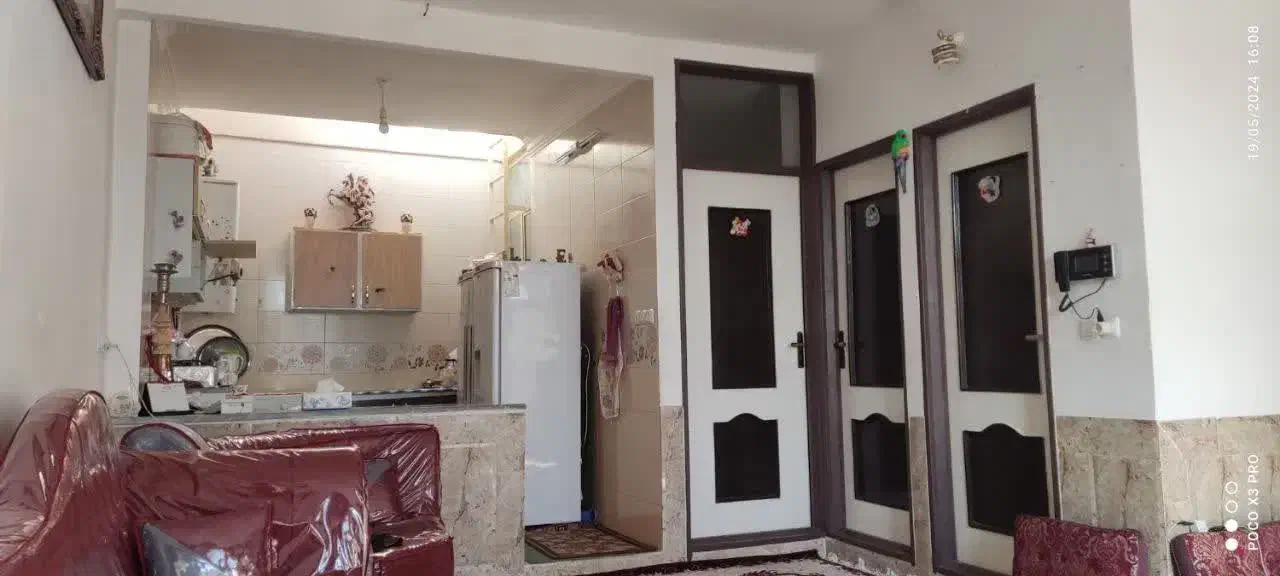 فروش منزل دو طبقه سند ششدانگ واقع در ۴۵متری ف۵۰|فروش آپارتمان|شهرضا, |دیوار