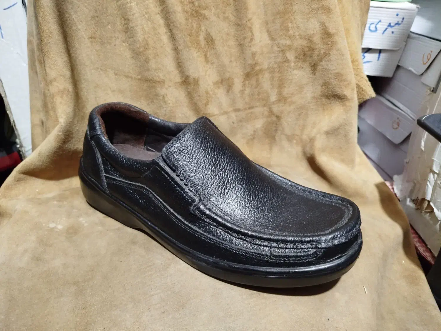 کفش فانتوک چرم گاوی 40تا44هست|کیف، کفش، کمربند|تبریز, |دیوار