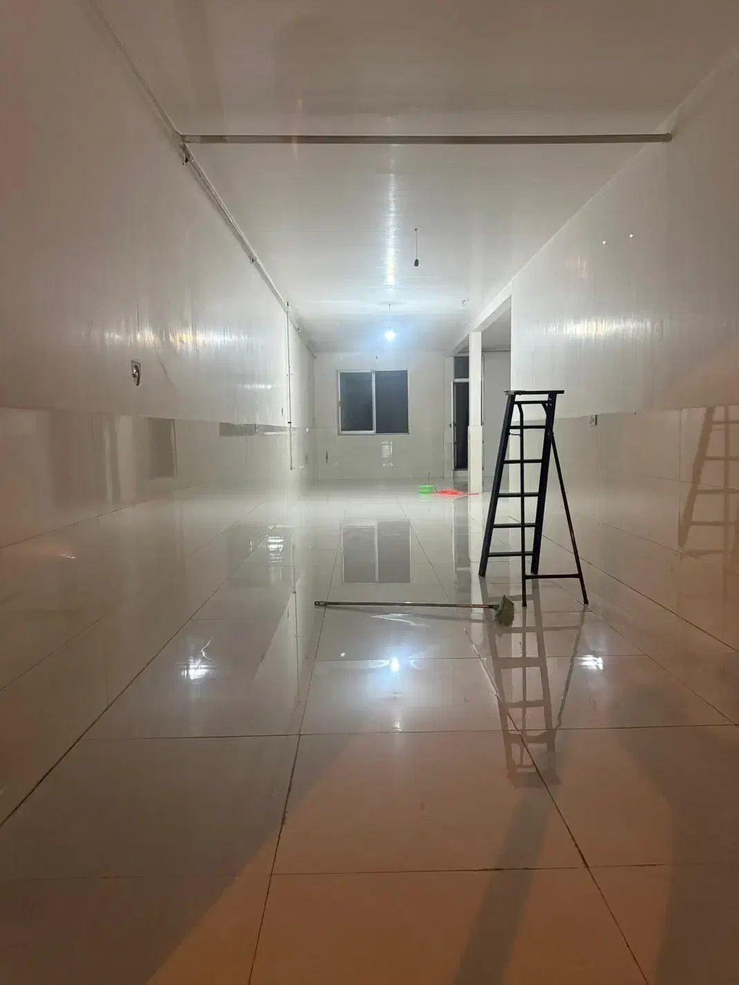 یک باب مغازه تجاری واقع در کاشانی متراژ ۱۰۰متر|اجارهٔ مغازه و غرفه|گرگان, |دیوار