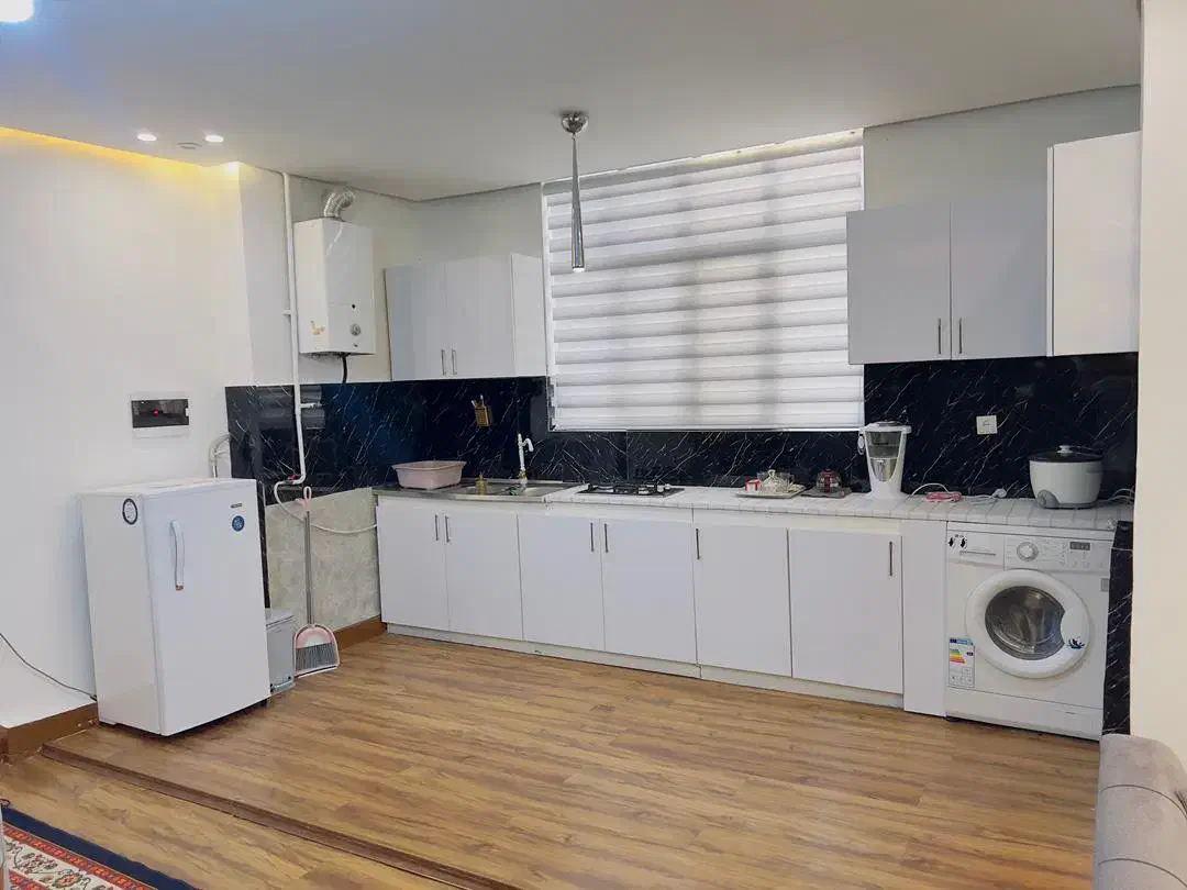 آپارتمان ۸۰ متری در فلکه برق (میدان بسیج)|اجارهٔ کوتاهمدت آپارتمان و سوئیت|مشهد, امام رضا (ع)|دیوار