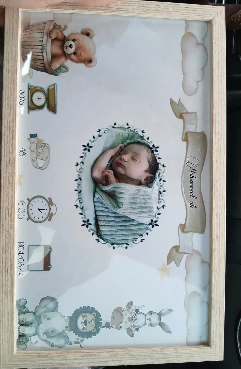 تابلو اطلاعات نوزادی|اسباب و اثاث بچه|خمین, |دیوار